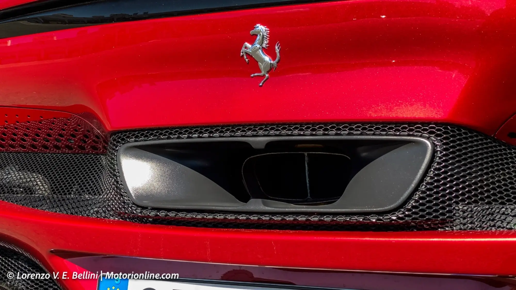 Ferrari 296 GTB - Prova su strada e su pista - 23