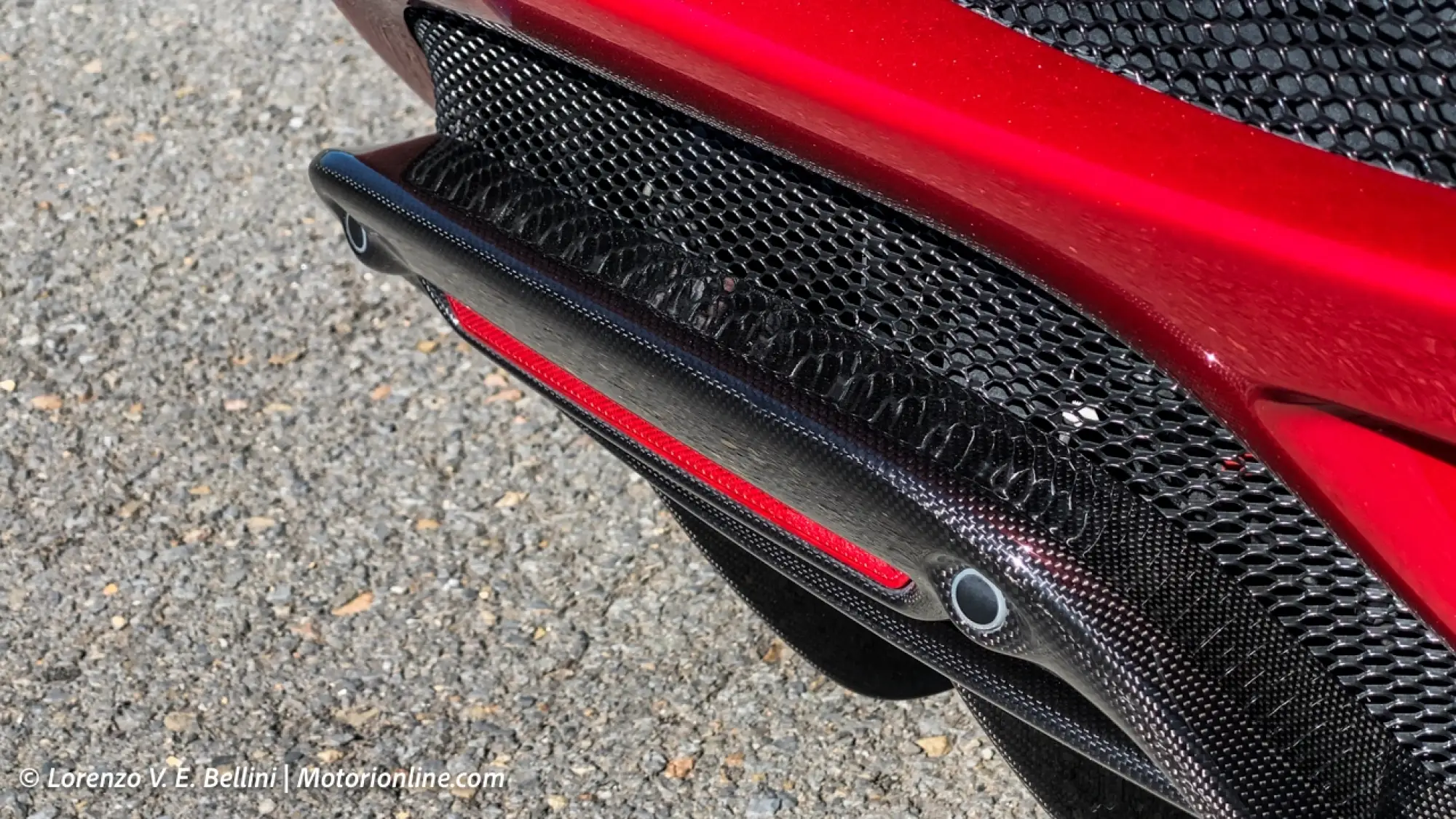Ferrari 296 GTB - Prova su strada e su pista - 28