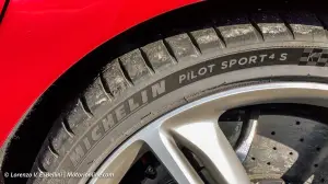 Ferrari 296 GTB - Prova su strada e su pista - 46