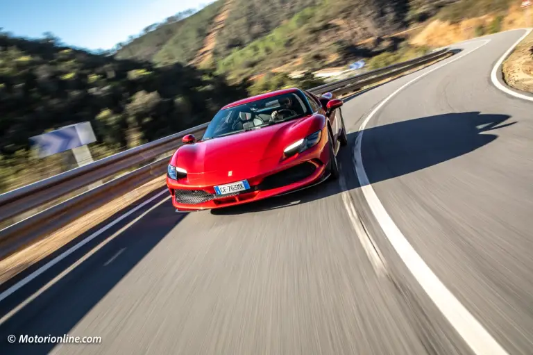 Ferrari 296 GTB - Prova su strada e su pista - 78