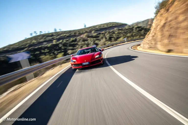 Ferrari 296 GTB - Prova su strada e su pista - 79