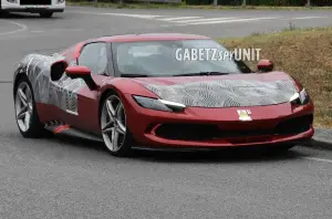Ferrari 296 GTB ultimi prototipi