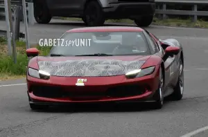 Ferrari 296 GTB ultimi prototipi