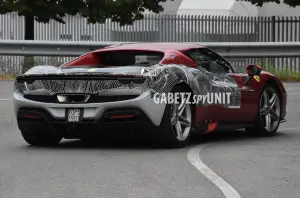 Ferrari 296 GTB ultimi prototipi
