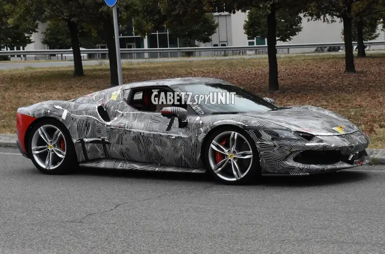 Ferrari 296 GTB ultimi prototipi - 20