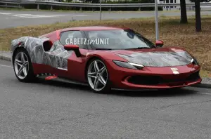 Ferrari 296 GTB ultimi prototipi