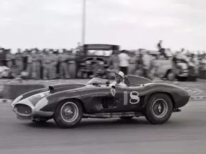 Ferrari 410 Sport Spider 1955 asta - Foto