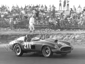 Ferrari 410 Sport Spider 1955 asta - Foto
