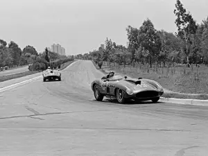 Ferrari 410 Sport Spider 1955 asta - Foto