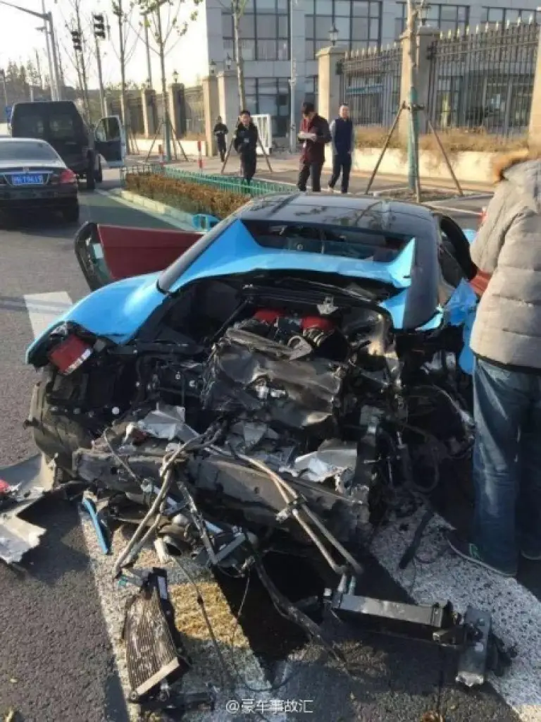 Ferrari 458 - Incidente Shanghai - 3