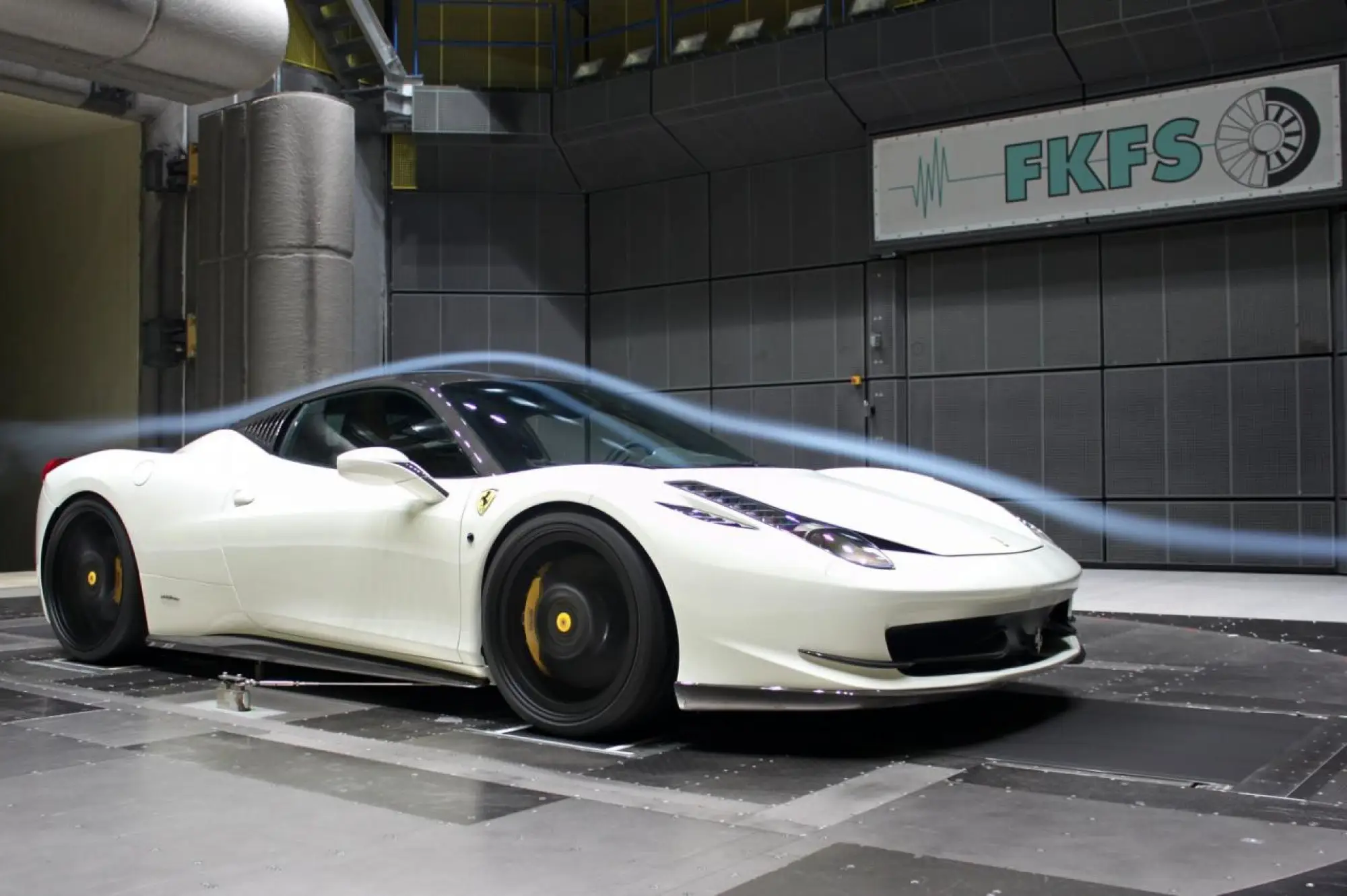 Ferrari 458 Italia by Novitec Rosso - 6