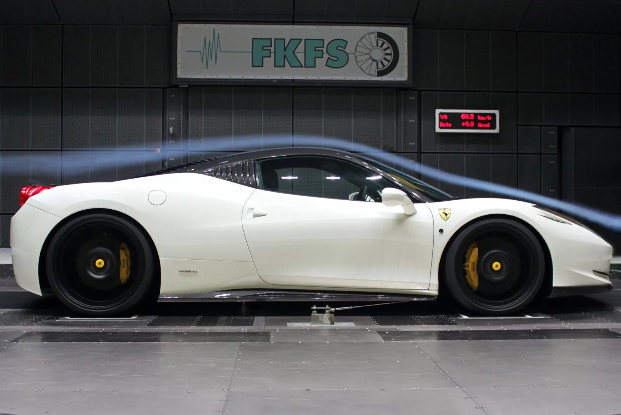Ferrari 458 Italia by Novitec Rosso - 7