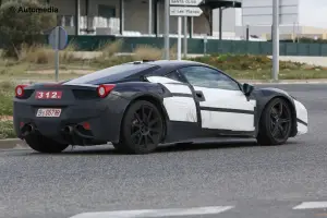 Ferrari 458 M - Foto spia 11-12-2014