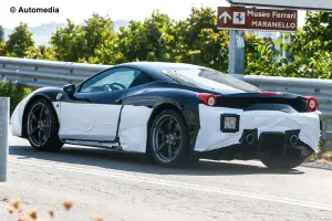 Ferrari 458 Monte Carlo - Foto spia 21-08-2013