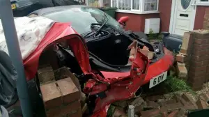 Ferrari 458 MY 2014 - Incidente Luton - 4