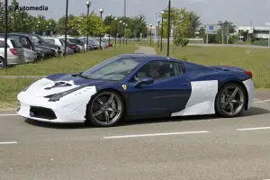 Ferrari 458 Speciale Spyder - Foto spia