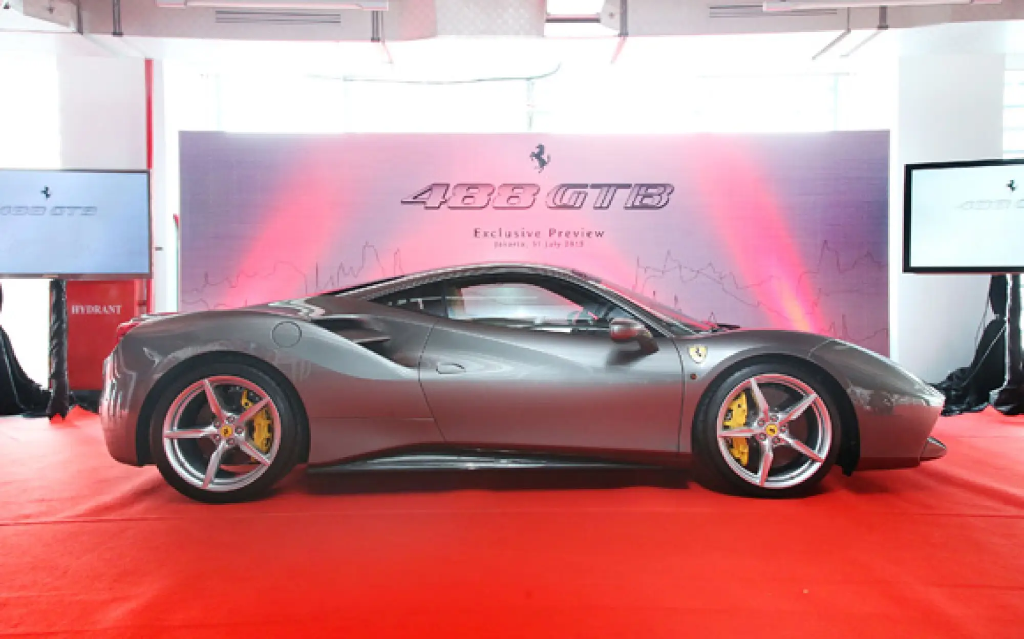 Ferrari 488 GTB - Lancio in Indonesia - 3