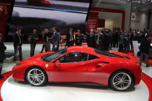 Ferrari 488 GTB - Salone di Ginevra 2015 - 4