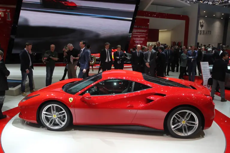 Ferrari 488 GTB - Salone di Ginevra 2015 - 4