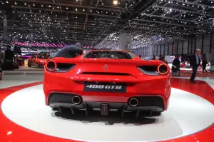 Ferrari 488 GTB - Salone di Ginevra 2015 - 26