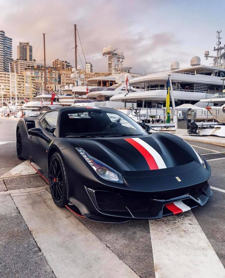 Ferrari 488 Pista - Charles Leclerc