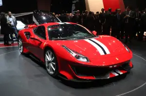 Ferrari 488 Pista (live) - Salone di Ginevra 2018