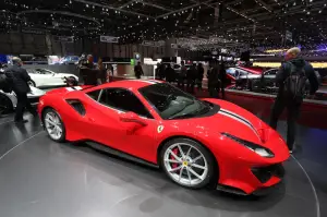 Ferrari 488 Pista (live) - Salone di Ginevra 2018