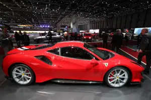 Ferrari 488 Pista (live) - Salone di Ginevra 2018