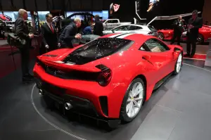Ferrari 488 Pista (live) - Salone di Ginevra 2018