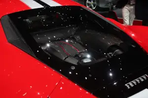 Ferrari 488 Pista (live) - Salone di Ginevra 2018