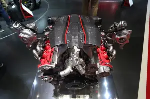 Ferrari 488 Pista (live) - Salone di Ginevra 2018