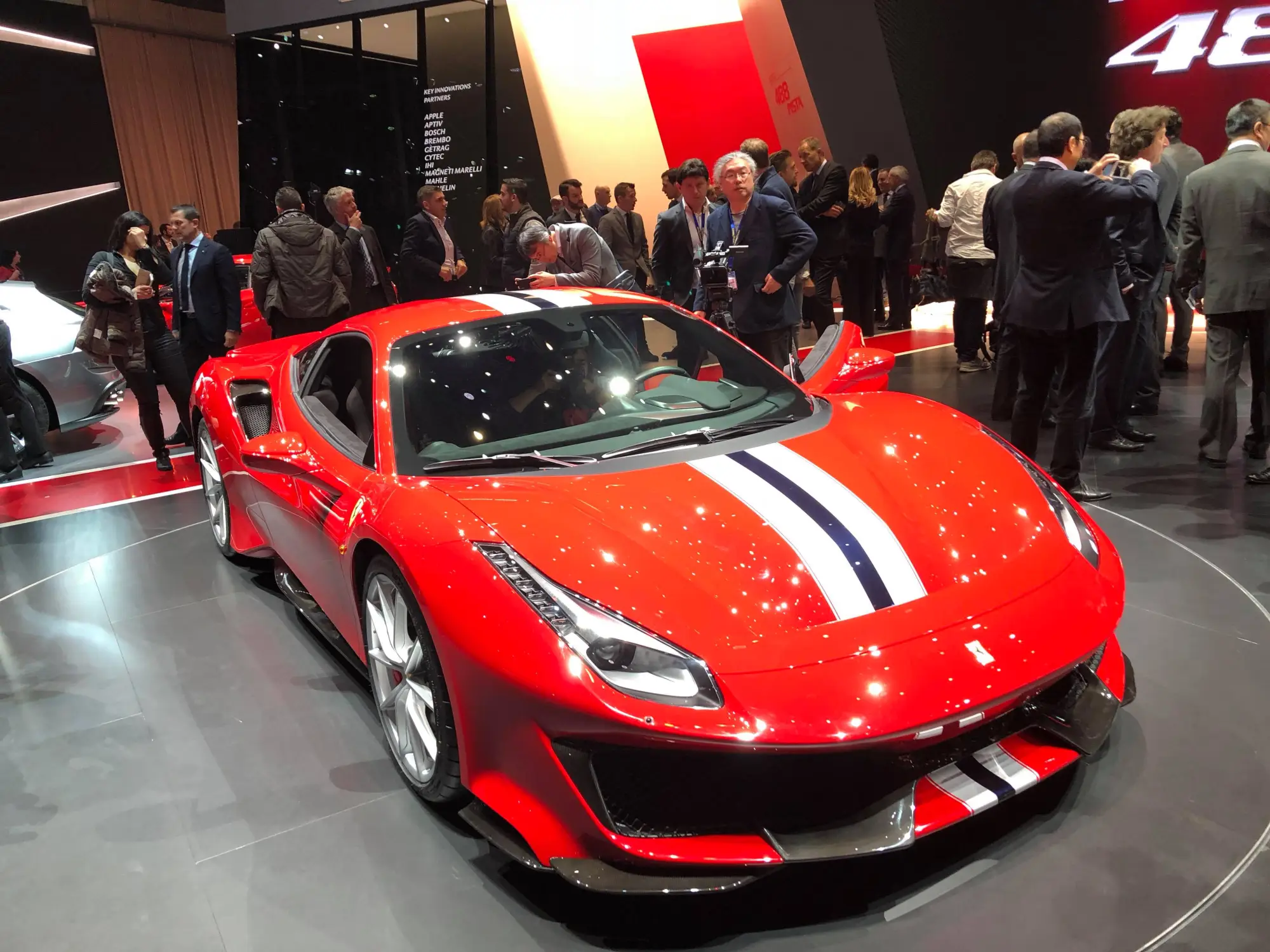 Ferrari 488 Pista - Salone di Ginevra 2018 - 5