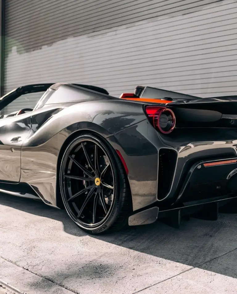 Ferrari 488 Pista Spider by RDB LA - Foto - 3