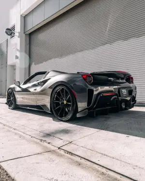 Ferrari 488 Pista Spider by RDB LA - Foto