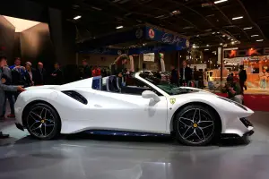 Ferrari 488 Pista Spider - Salone di Parigi 2018 - 3