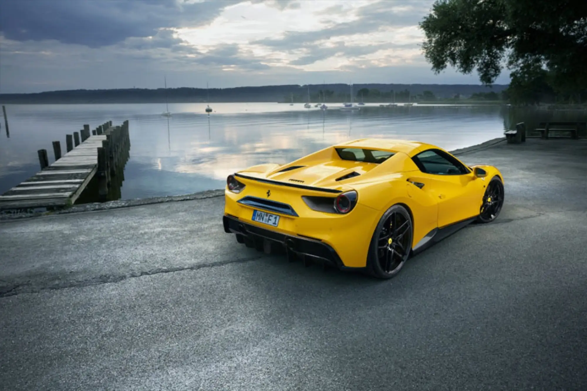 Ferrari 488 Spider by Novitec Rosso - 11