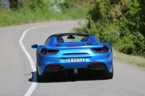 Ferrari 488 Spider - Prova su strada 2016 - 3