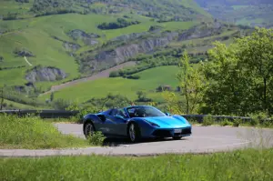 Ferrari 488 Spider - Prova su strada 2016 - 7