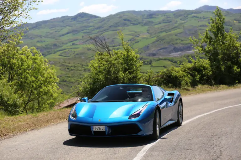 Ferrari 488 Spider - Prova su strada 2016 - 26