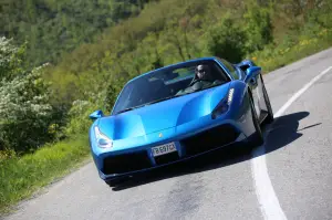 Ferrari 488 Spider - Prova su strada 2016 - 40