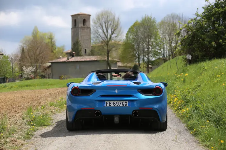 Ferrari 488 Spider - Prova su strada 2016 - 68