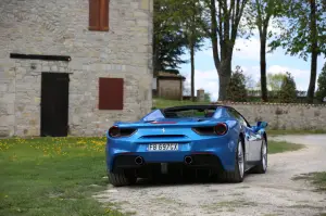 Ferrari 488 Spider - Prova su strada 2016 - 72