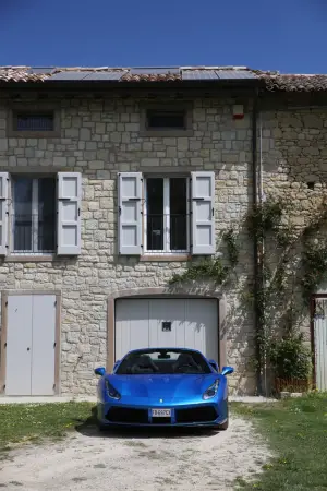 Ferrari 488 Spider - Prova su strada 2016 - 81