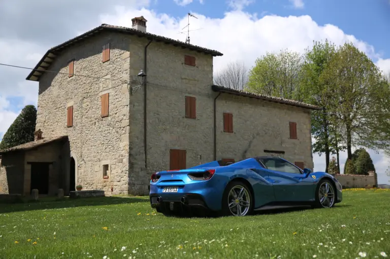 Ferrari 488 Spider - Prova su strada 2016 - 89