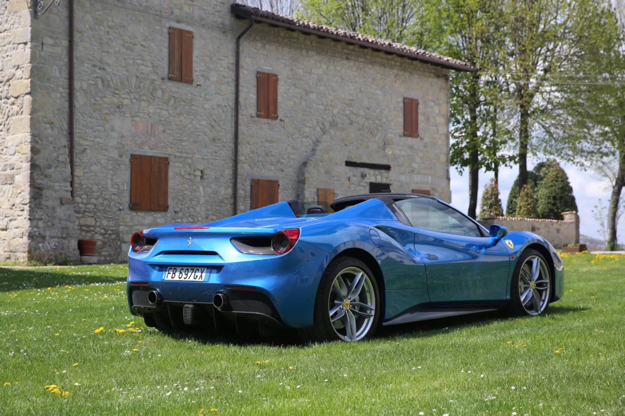 Ferrari 488 Spider - Prova su strada 2016 - 90