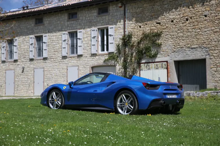 Ferrari 488 Spider - Prova su strada 2016 - 91