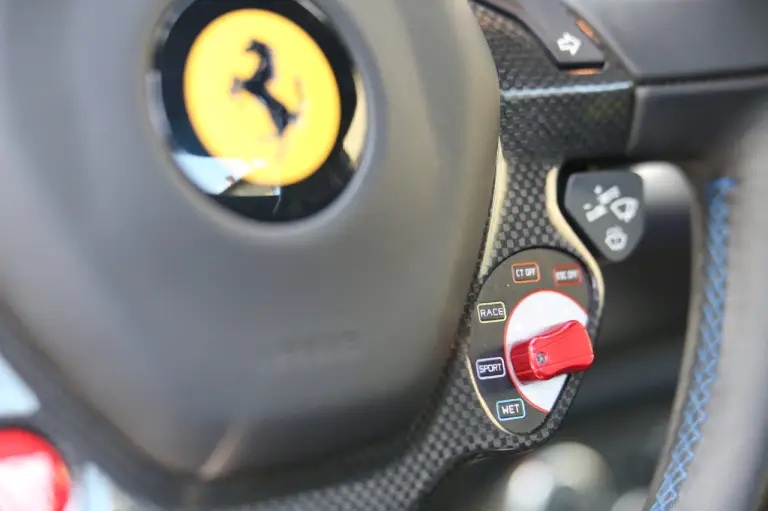 Ferrari 488 Spider - Prova su strada 2016 - 122