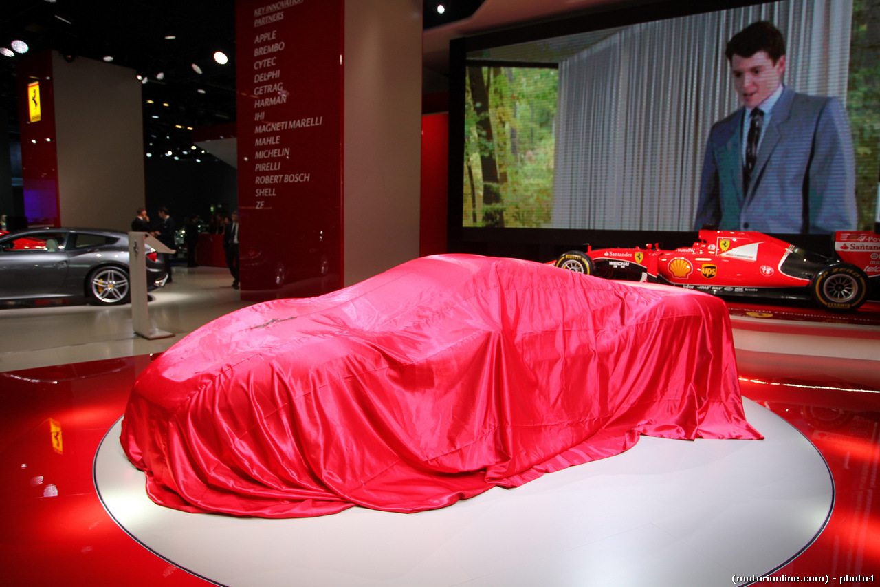 Ferrari 488 Spider - Salone di Francoforte 2015