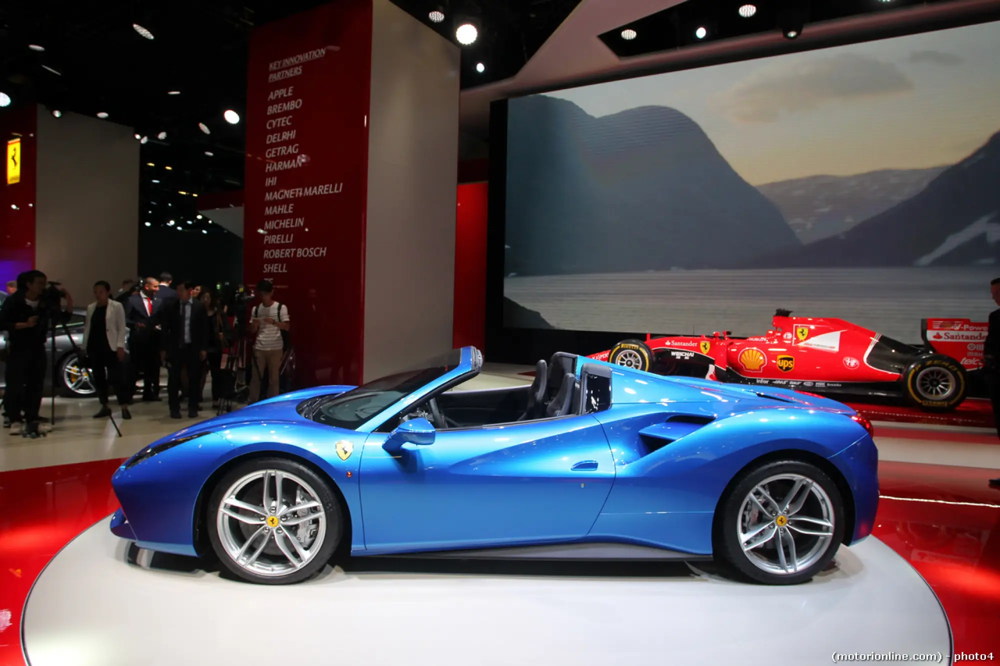 Ferrari 488 Spider - Salone di Francoforte 2015 - 6