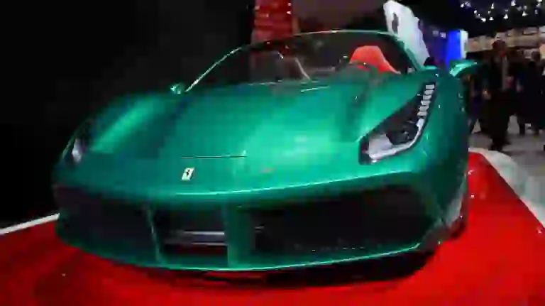 Ferrari 488 Spider Tailor Made Collection - Salone di Parigi 2016 - 9